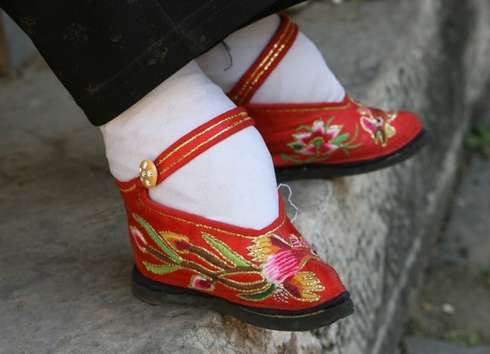 Çinli kadınlar ve ayakları
