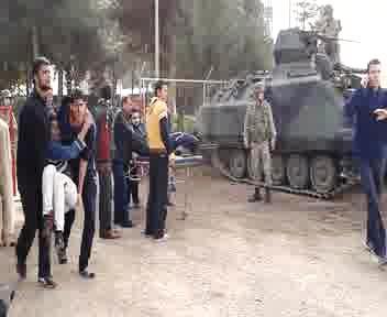 Suriye savaş uçağı Rasulayn'ı bombaladı Suriye savaş uçağı Rasulayn'ı bombaladı