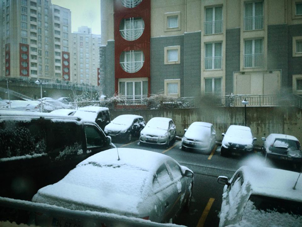 Mart ortasında İstanbul'a lapa lapa kar!