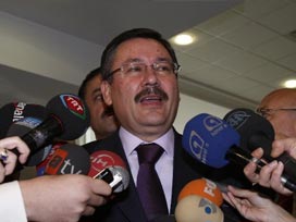 'CHP'nin yeni genel başkanı Gürsel Tekin'dir' 