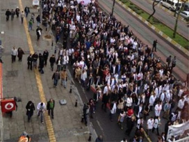 ´Hekime şiddete hayır´ protestoları başladı