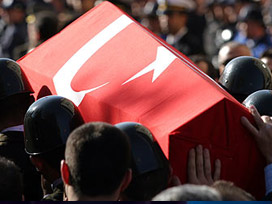 Şehitler memleketlerine uğurlandı
