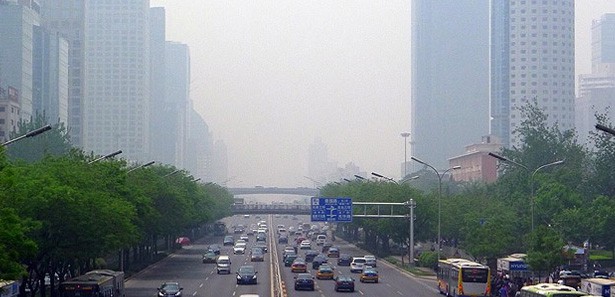 Çin'de hava kirliliği ömrü kısaltıyor 