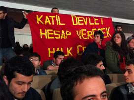 Üniversitede Şevket Kazan´a linç girişimi