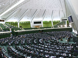 İran Meclisi, ´5 artı 1´i destekledi 