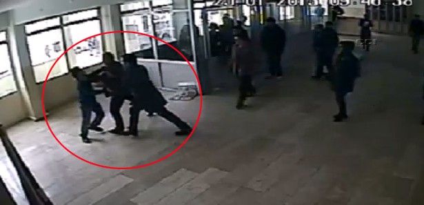 Öğretmene darp kamerada