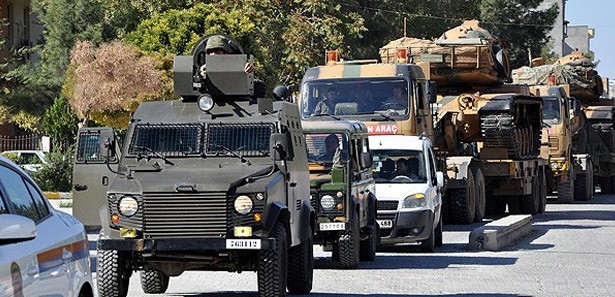 Şırnak'ta askeri araç sevkıyatı 
