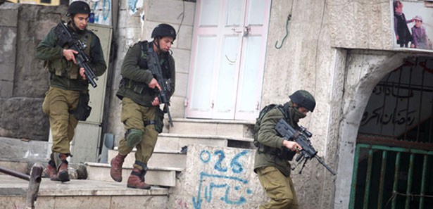 İsrail askerleri gazetecileri yaraladı 