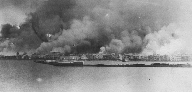 1922'de İzmir böyle yandı