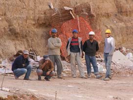 4 işçi inşaatın 17. katından düştü: 4 ölü 