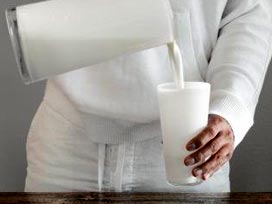 AB'den Rumlara fazla süt üretme cezası! 