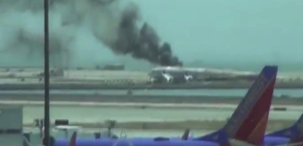 ABD'de yolcu uçağı düştü: 2 ölü, 61 yaralı 