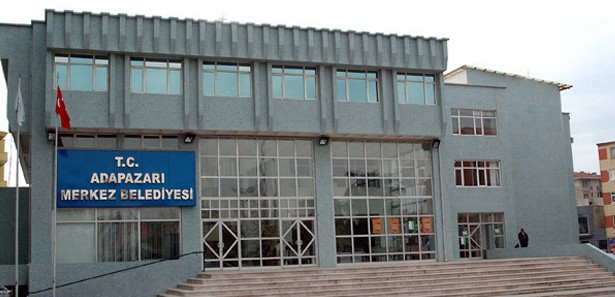 AK Partili başkan ve 8 kişi mahkemeye sek edildi