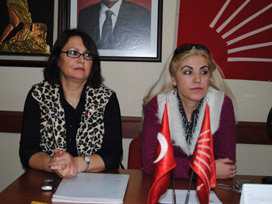 AKP'li kadınlardan CHP'li kadınlara ziyaret 