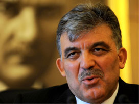 Abdullah Gül: Başkanlık, Sultanlık değil 
