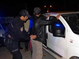 Adıyaman´da 3 öğrenci KCK´dan tutuklandı