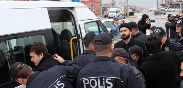 Adapazarı'nda nevruz gerilimi 50 gözaltı 