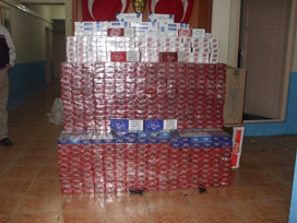 Ağrı'da 48 bin paket kaçak sigara yakalandı Ağrı'da 48 bin paket kaçak sigara yakalandı