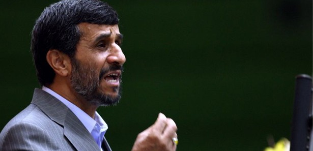 Ahmedinejad'a Kahire'de ikinci saldırı 