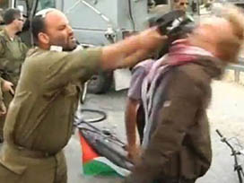 Aktivisti dipçikleyen İsrailliye ceza 