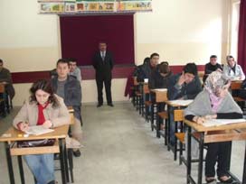 Alaplı’da ilk defa açık öğretim lise sınavları yapıldı