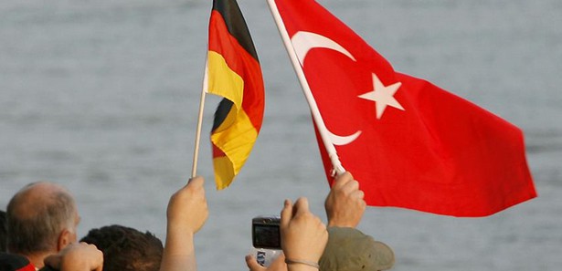 Almanya'daki Türklerin resmi sayısı açıklandı 