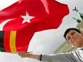 Almanya'daki Türkler de oy kullanabilecek