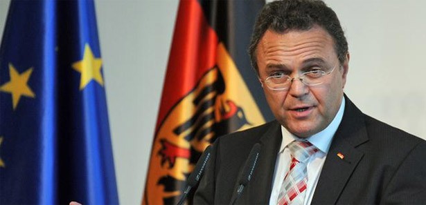 Almanya içişleri bakanı çifte vatandaşlığa karşı 