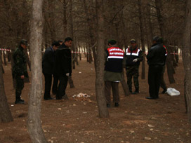 Annesi kayıp oğlunun cesedini buldu 