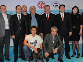 Arınç, Türk dili konuşan medyaya seslendi