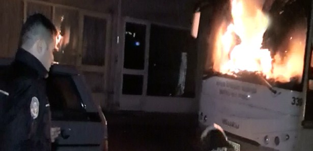 Atatürkçü Düşünce Derneği kundaklandı