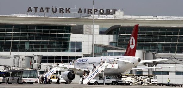 Atatürk Havalimanı'nda bomba alarmı 