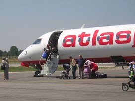Atlasjet'in uçağı zorunlu iniş yaptı 