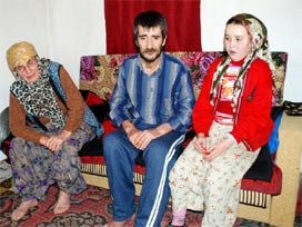 Aynı çatı altında iki ayrı dram