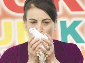 Aysel Tuğluk, ikna için İmralı'ya gidiyor