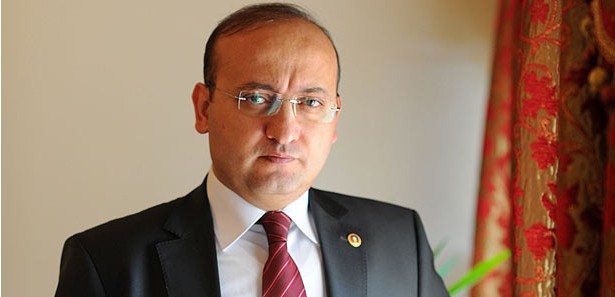 Başbakan'ın danışmanı Akdoğan konuşuyor