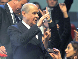 Bahçeli: 70 vekille AKP'yi destekleriz