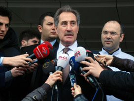 Bakan Günay, Tatlıses'i ziyaret etti /