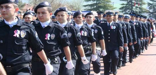 Bakan Åžahin'den asker ve polise tam not