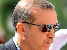 Başbakan cumayı Eyüp Sultan'da kıldı 