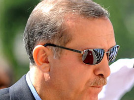 Başbakan cumayı Eyüp Sultan'da kıldı