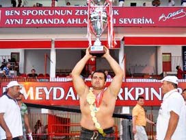 Başpehlivan Yeşil: Zİrvede bırakmak istiyorum 