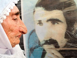 Berfo Nine Evren´e seslendi: Utanmadın mı