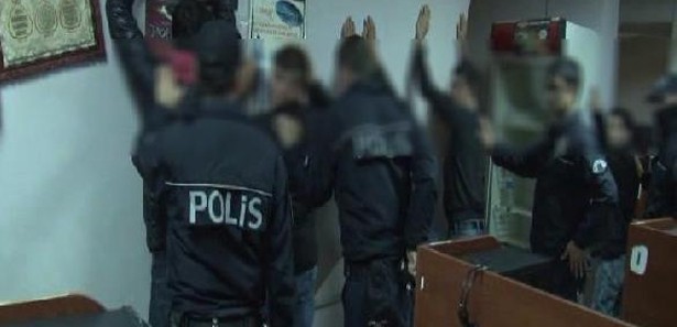 Bin polisin katıldığı operasyon kamerada!