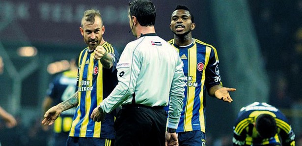 Bir oyla yırttı! Meireles 13 maç ceza alacaktı 