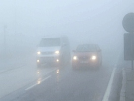 Bolu Dağı'nda yoğun sis trafiği etkiliyor 