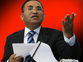 Bozdağ: Kimse Başbakan'ı tehdit edemez