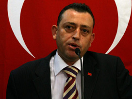 CHP'de istifalar sürüyor