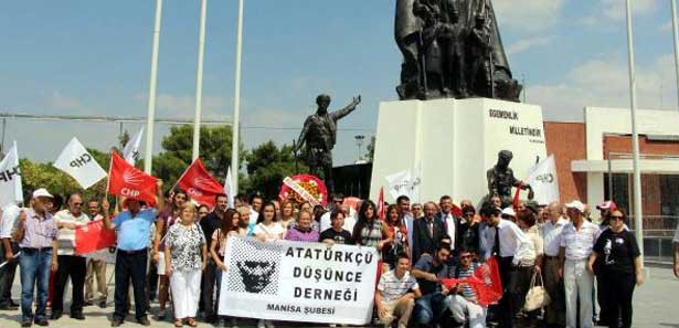 CHP'den Manisa'da alternatif kutlama 