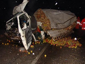Çanakkale'de kaza: 2 ölü 